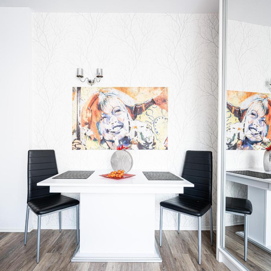 Saint Seven Apartment Seghedin Exterior foto