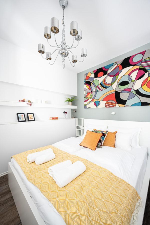 Saint Seven Apartment Seghedin Exterior foto